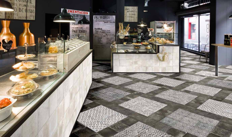 MARINER MAIOLICHE 8x8 Decorative Porcelain Tile NERA 8