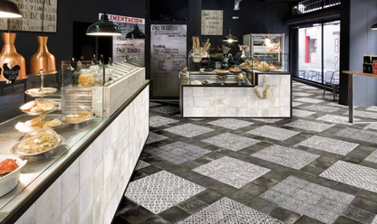 MARINER 8x8 Decorative Porcelain Tile NERA